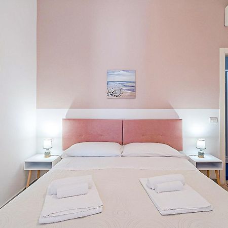 Hotiday Room Collection - Ortigia Opera Сиракуза Екстериор снимка